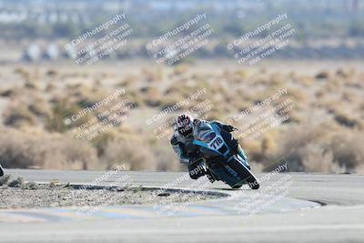 media/Dec-07-2025-CVMA (Sun) [[3e7d2de5dc]]/Race 12- Formula 40 MW and LW/